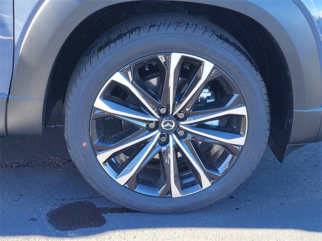 Vehicle image 6 of 24