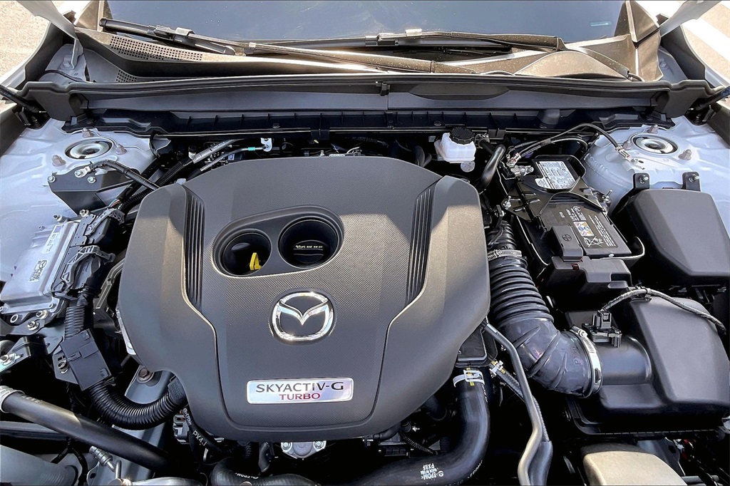 2025 Mazda CX-50 2.5 Turbo Premium Package Image 5 of 14