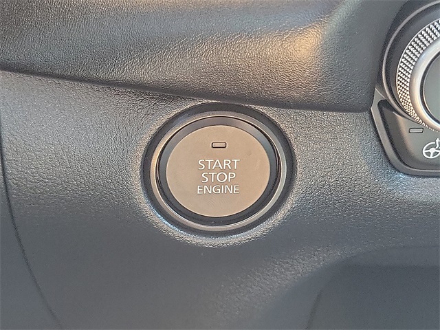 Vehicle image 10 of 23