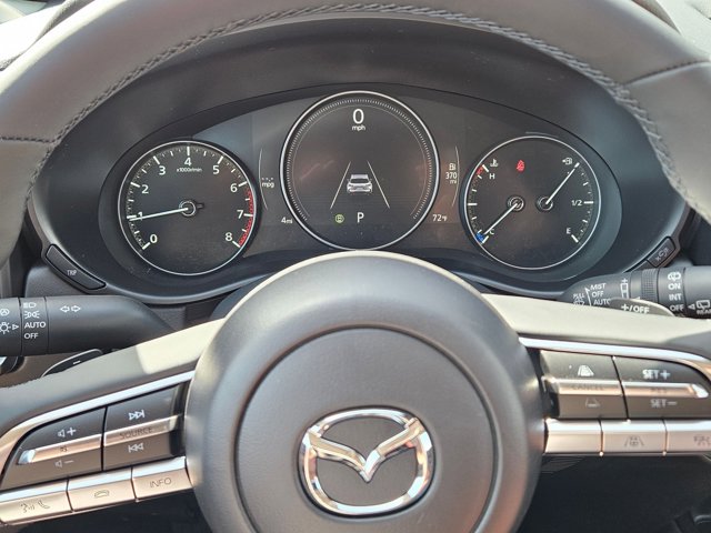 Vehicle image 14 of 22