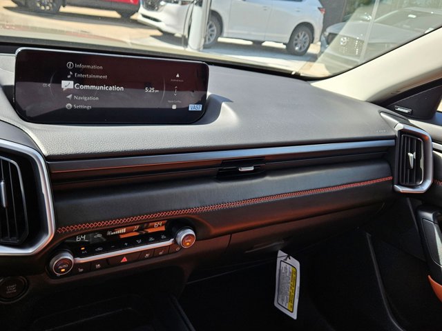 Vehicle image 15 of 22