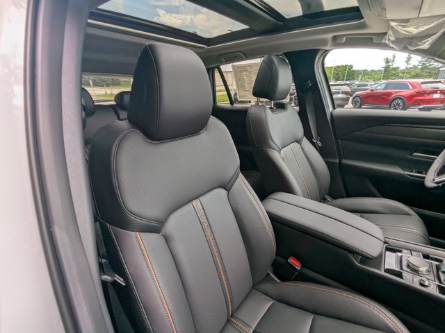 Vehicle image 13 of 45