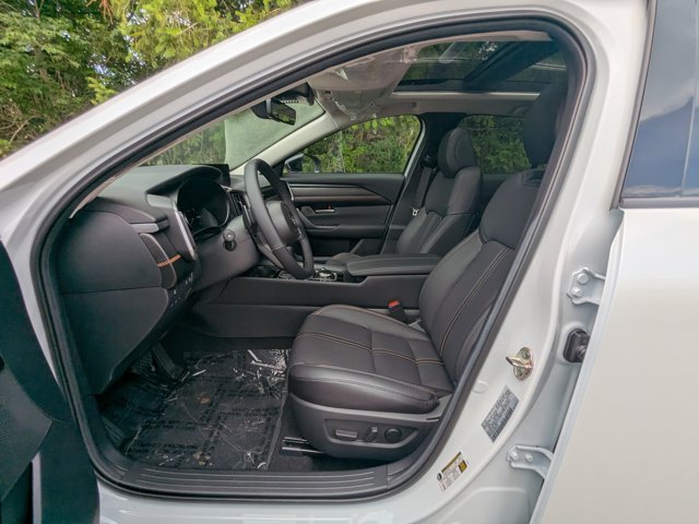 Vehicle image 40 of 45