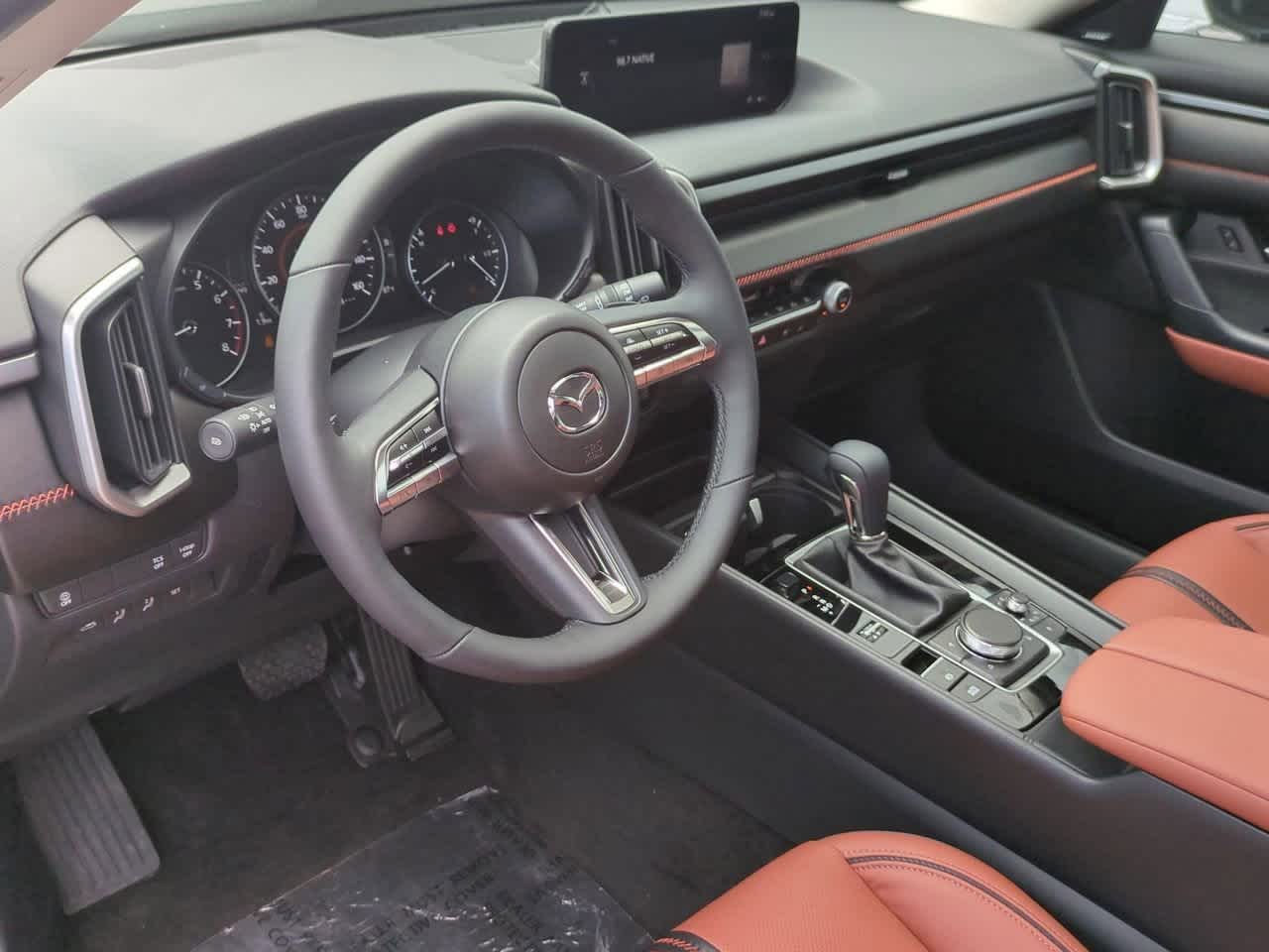 Vehicle image 15 of 34