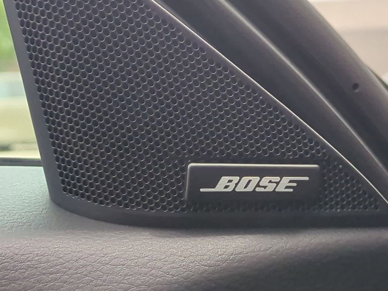 Vehicle image 29 of 34