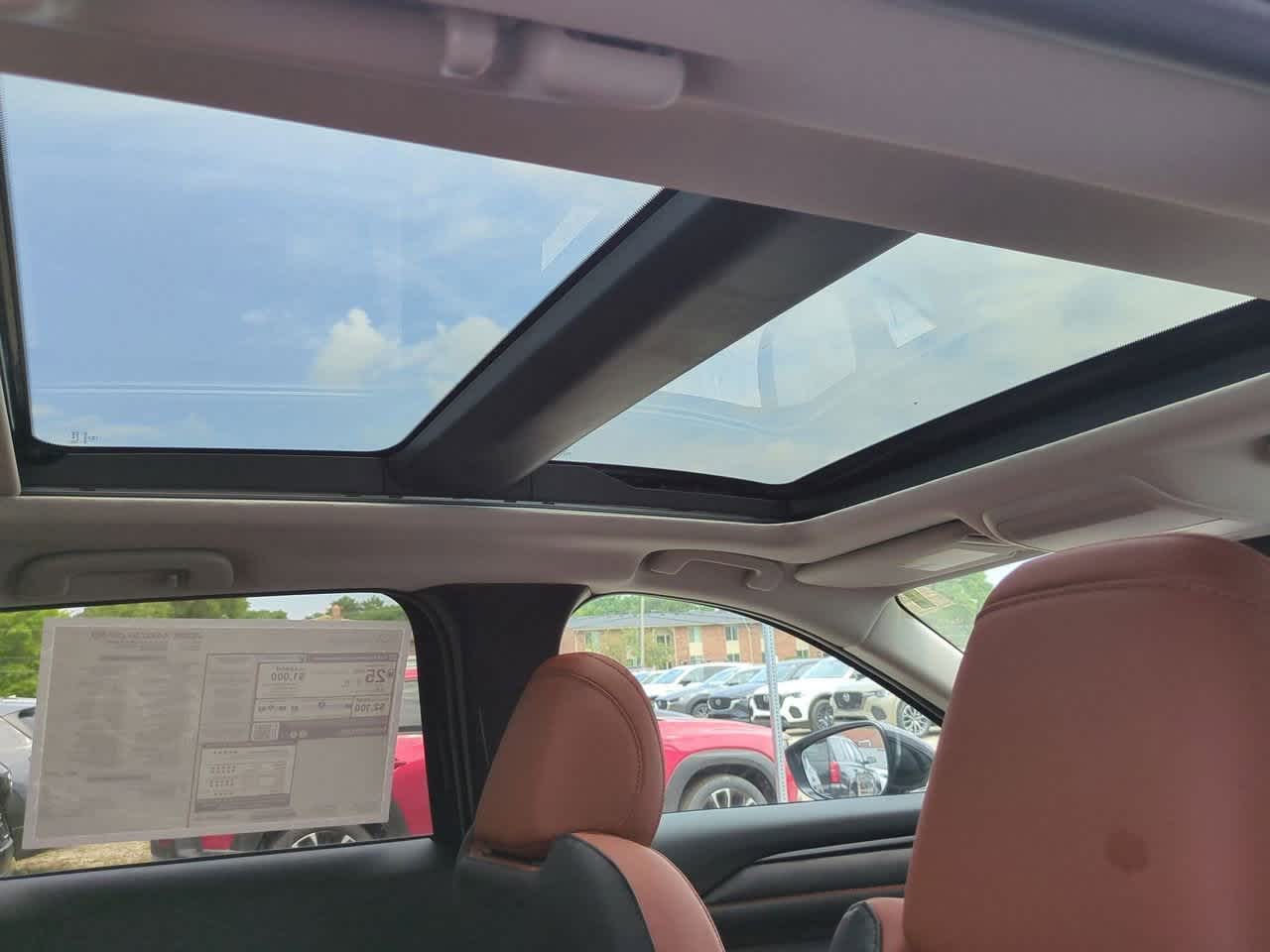 Vehicle image 17 of 34