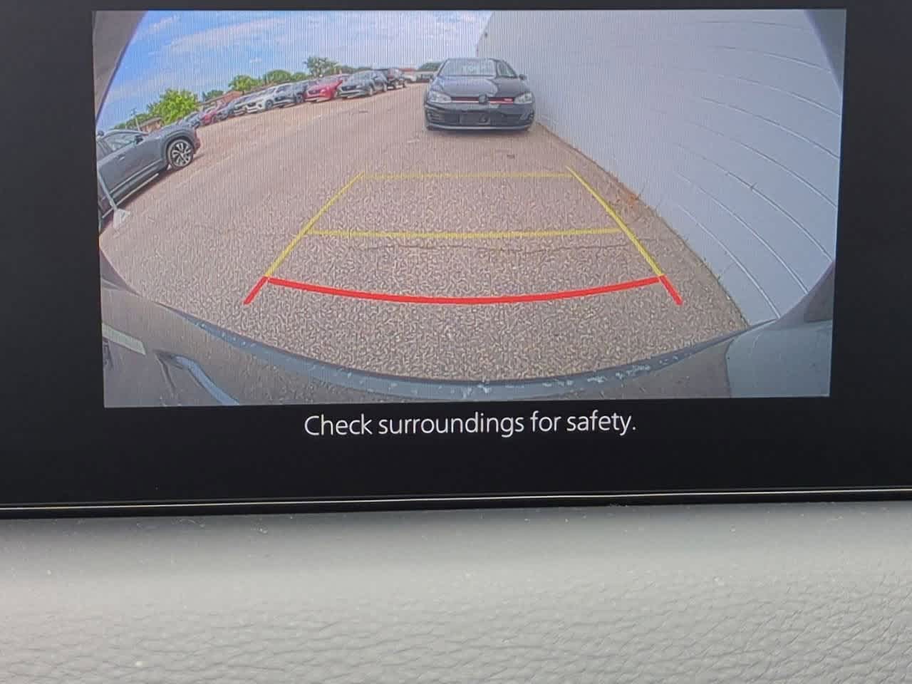 Vehicle image 21 of 34