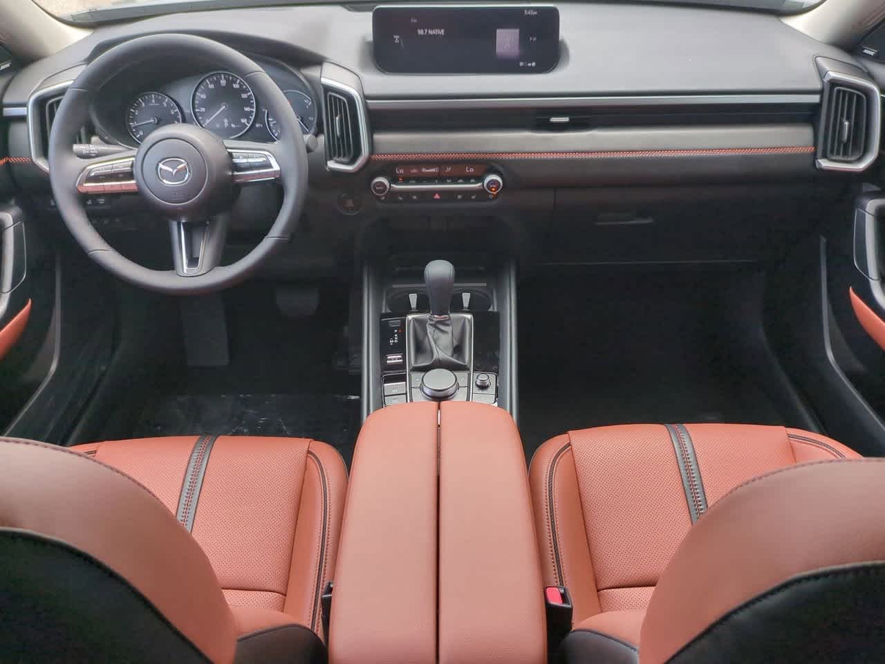 Vehicle image 16 of 34