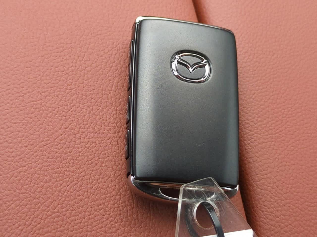 Vehicle image 23 of 34