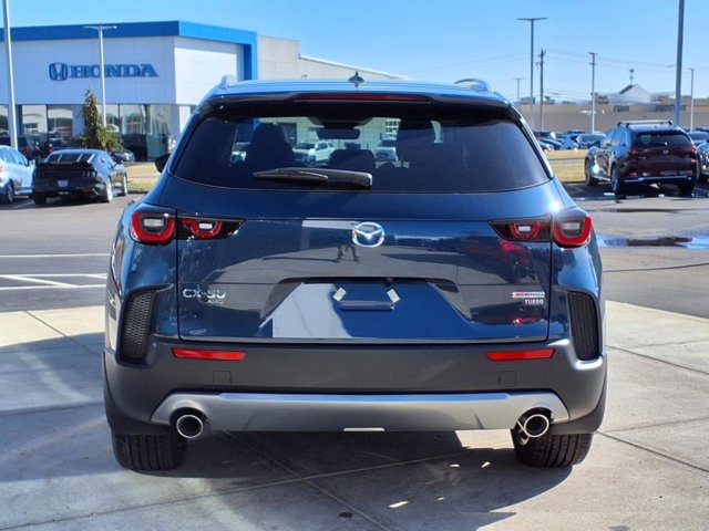 Vehicle image 8 of 26