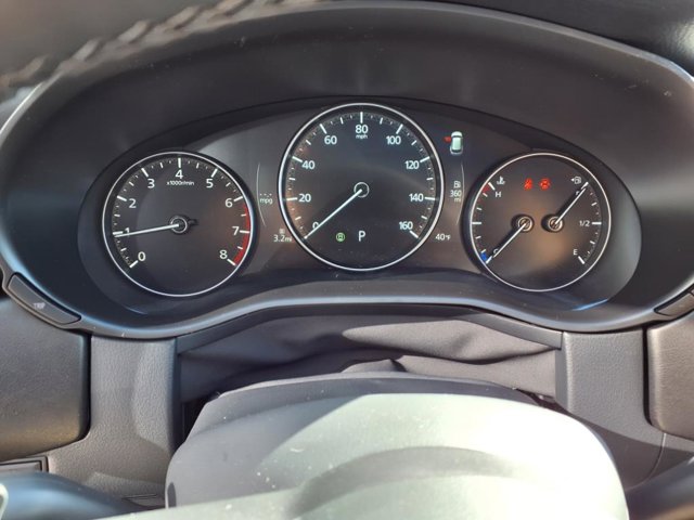 Vehicle image 14 of 26