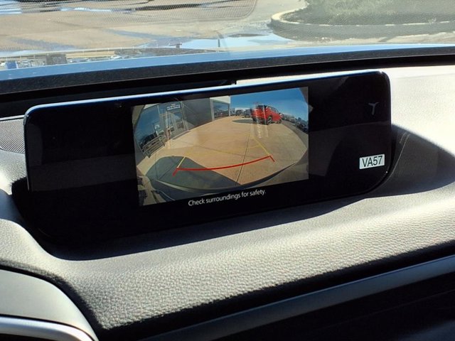 Vehicle image 17 of 26