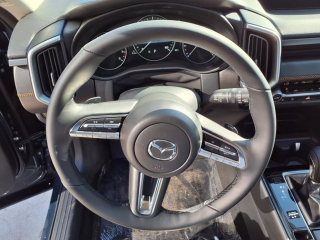 Vehicle image 15 of 26