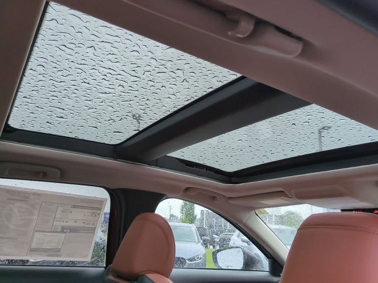 Vehicle image 32 of 34