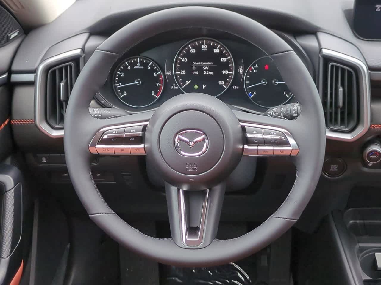 Vehicle image 17 of 34