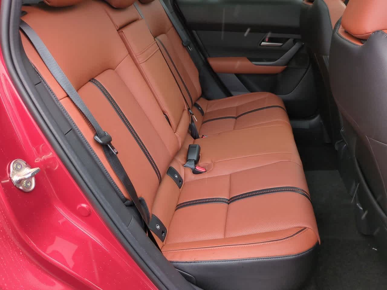 Vehicle image 12 of 34