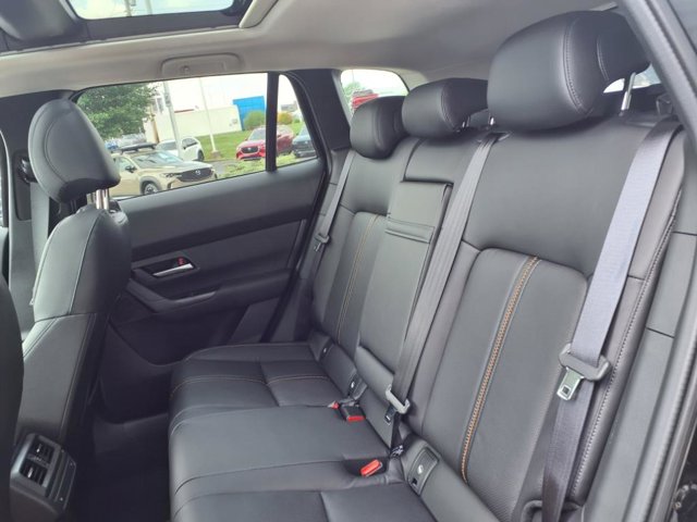 Vehicle image 10 of 27