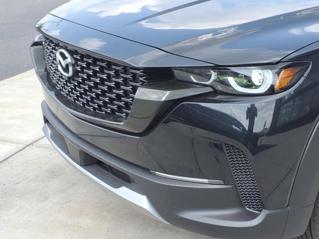 Vehicle image 21 of 27