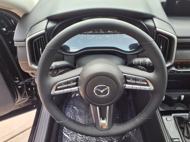 Vehicle image 14 of 27