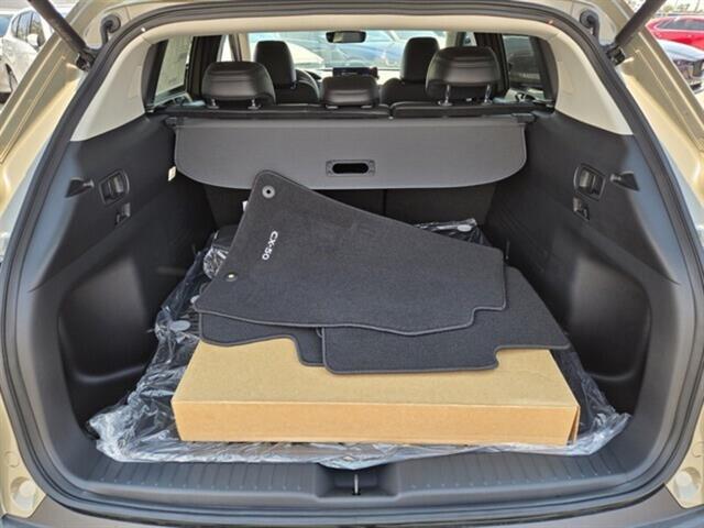 Vehicle image 13 of 29