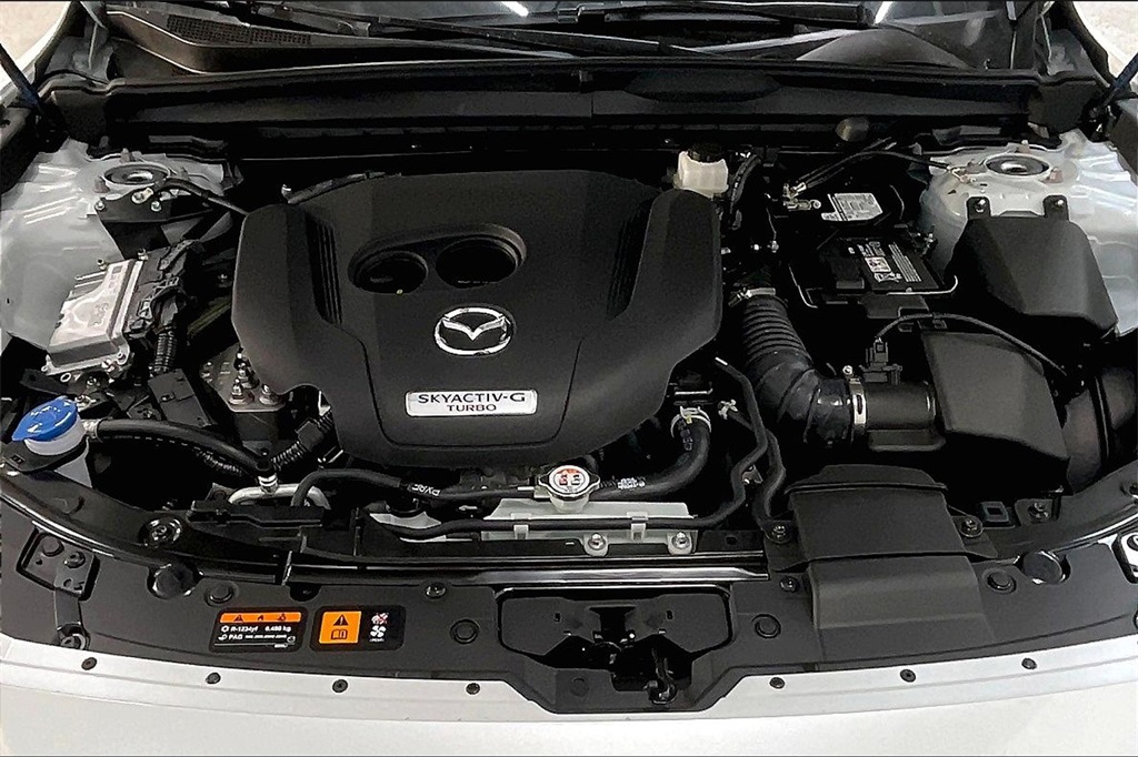 Vehicle image 11 of 12