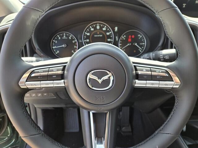 Vehicle image 21 of 30