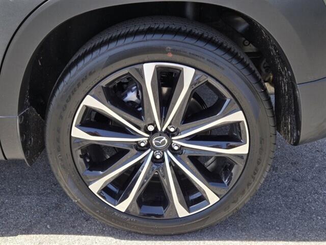 Vehicle image 12 of 30