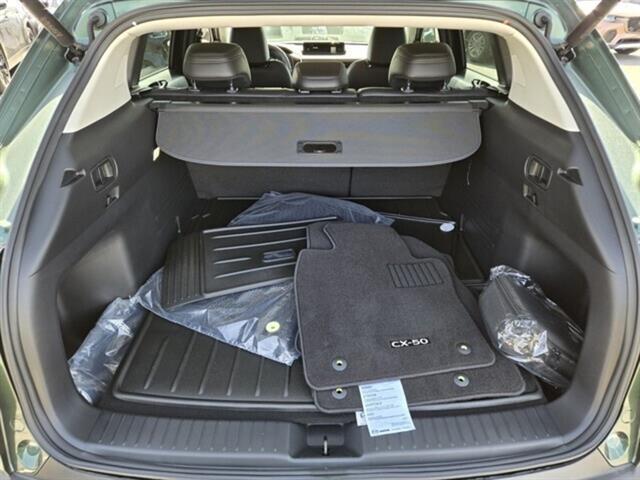 Vehicle image 13 of 30