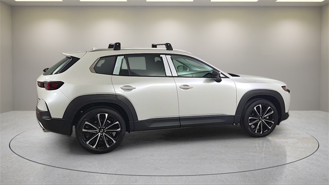 Vehicle image 4 of 42