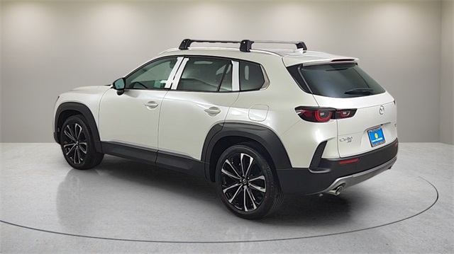 Vehicle image 7 of 42