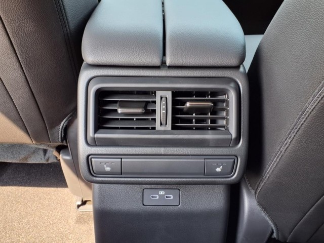 2025 Mazda CX-50 2.5 Turbo Premium Package Image 23 of 28