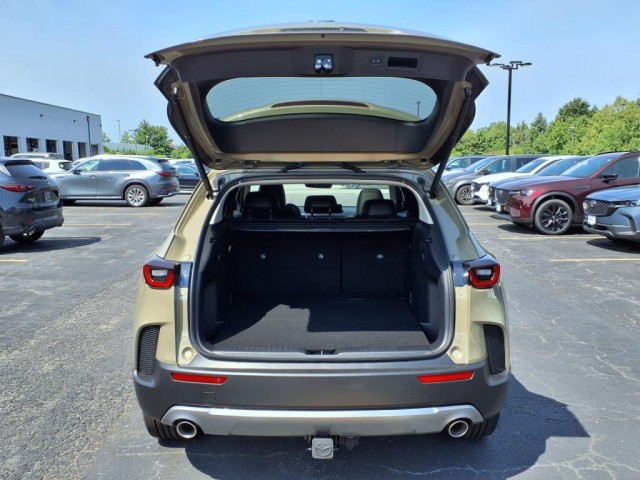 2025 Mazda CX-50 2.5 Turbo Premium Package Image 14 of 28