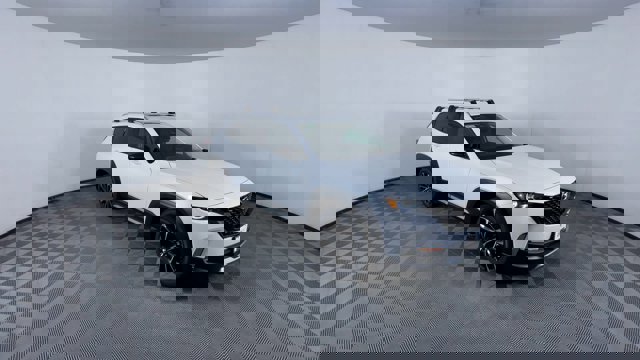 Vehicle image 4 of 30