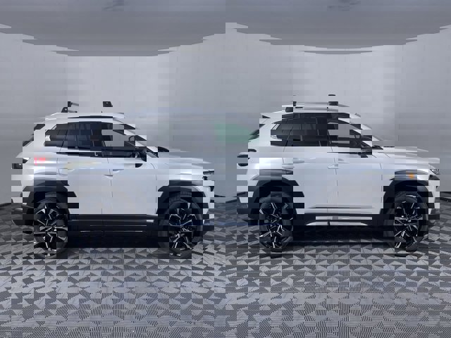 Vehicle image 6 of 30