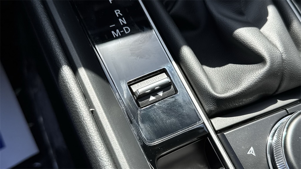 Vehicle image 63 of 64