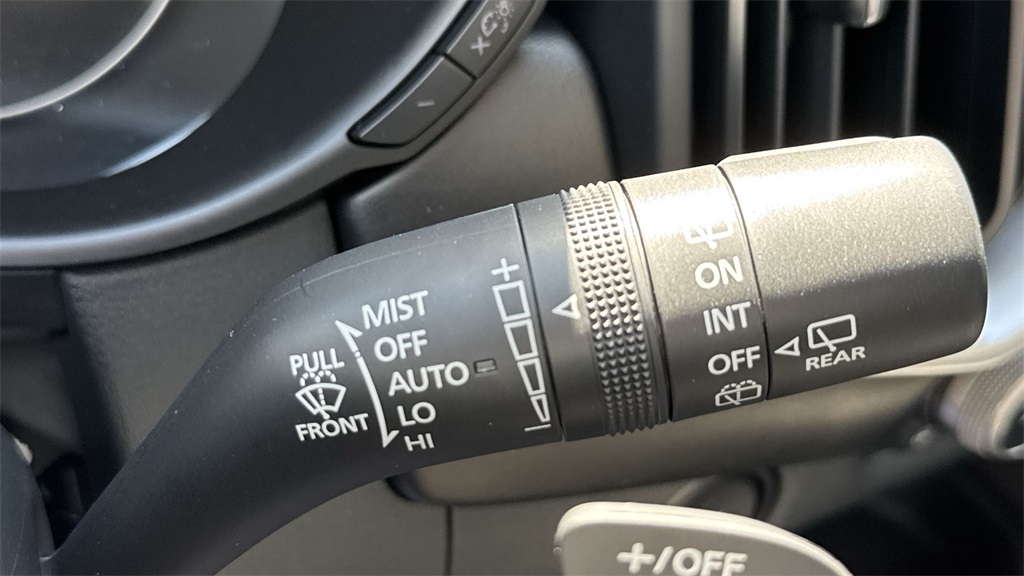 Vehicle image 58 of 64
