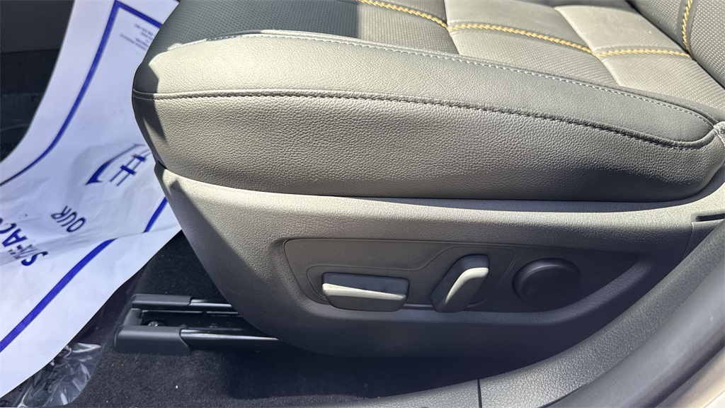 Vehicle image 56 of 64