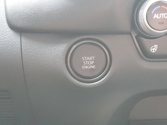 Vehicle image 27 of 30