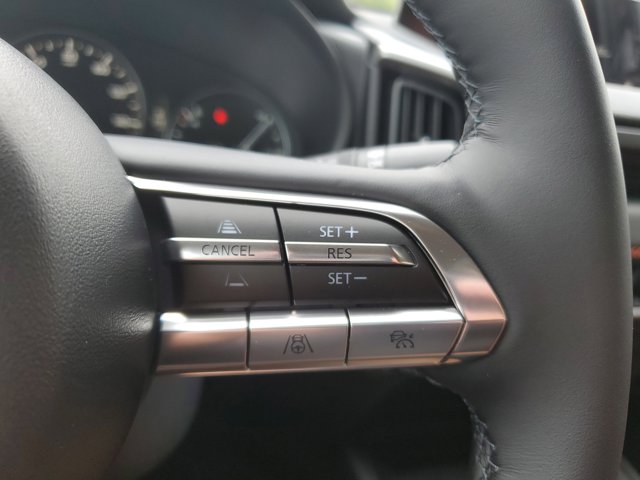 Vehicle image 20 of 30