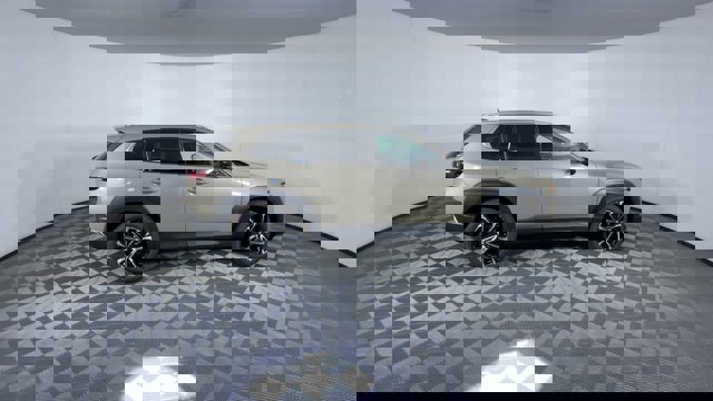 Vehicle image 7 of 29