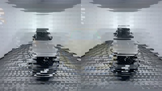 Vehicle image 3 of 29
