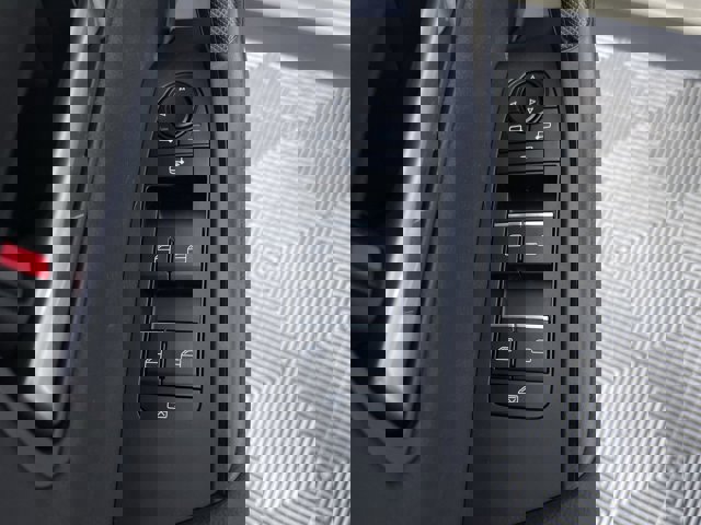 Vehicle image 24 of 29