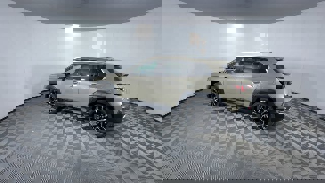 Vehicle image 10 of 29