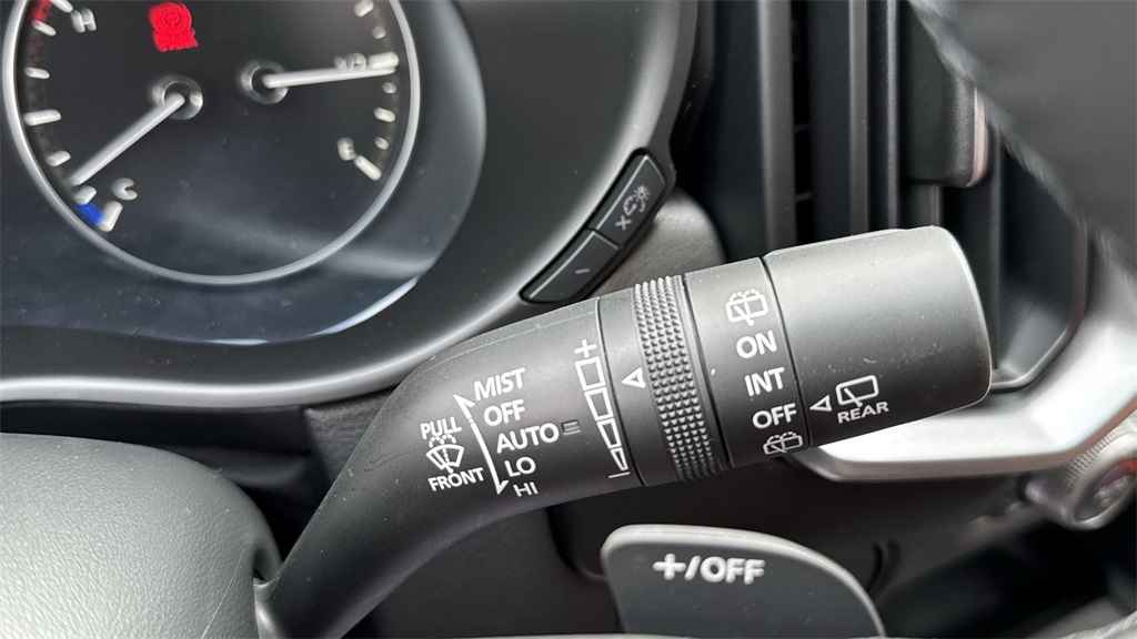 Vehicle image 58 of 64