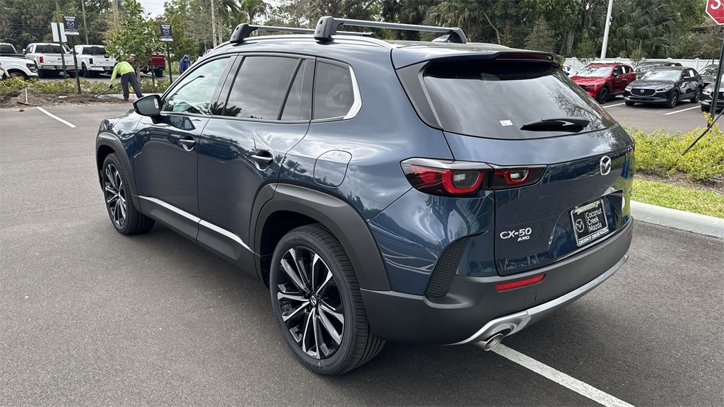 Vehicle image 22 of 64