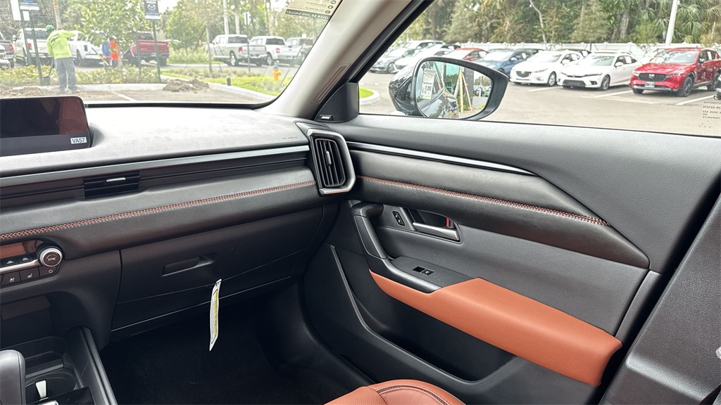 Vehicle image 43 of 64