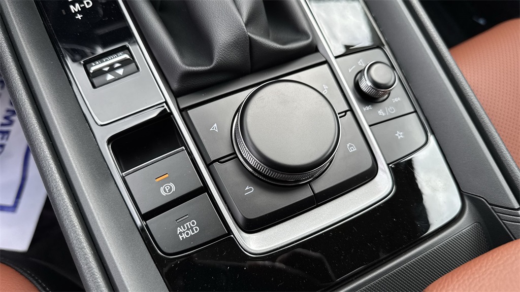 Vehicle image 46 of 64