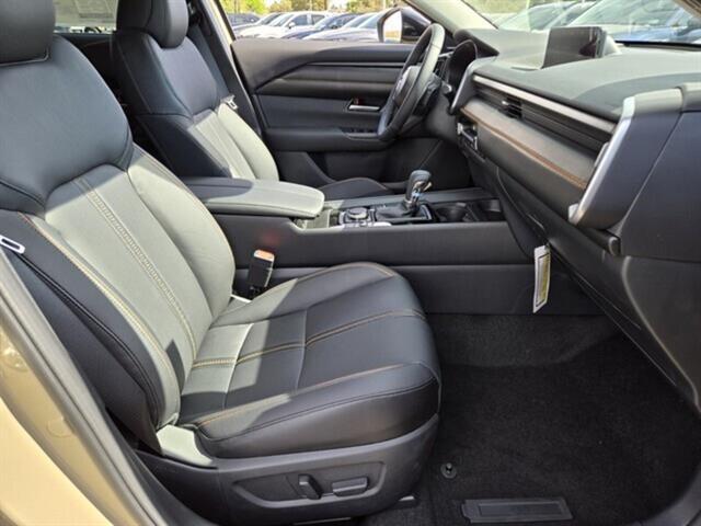 Vehicle image 14 of 30