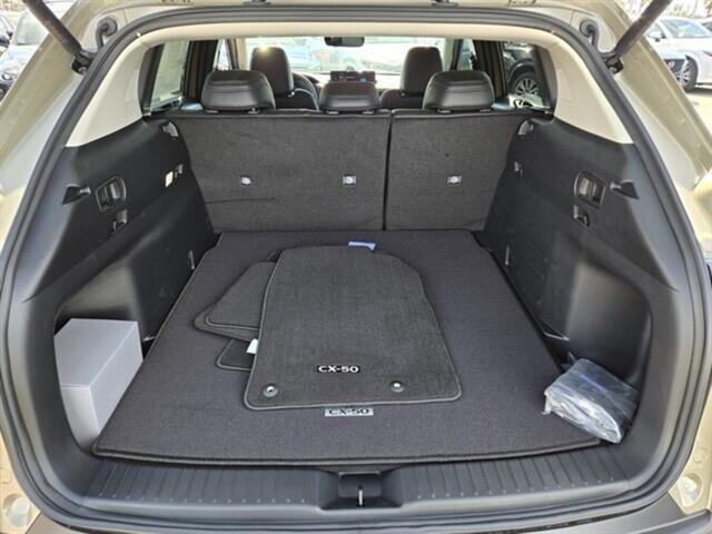 Vehicle image 13 of 30