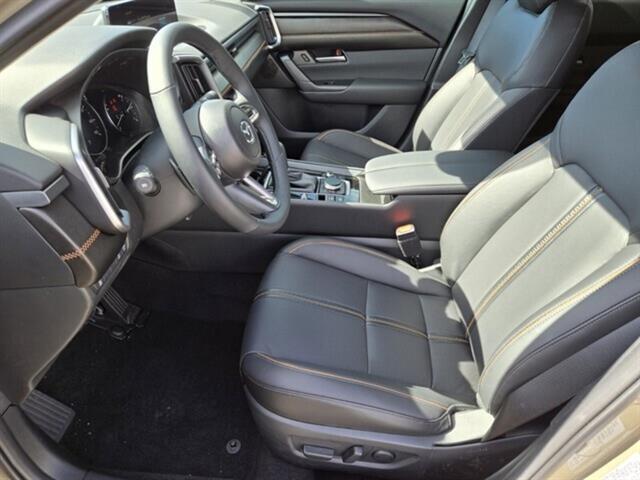 Vehicle image 16 of 30